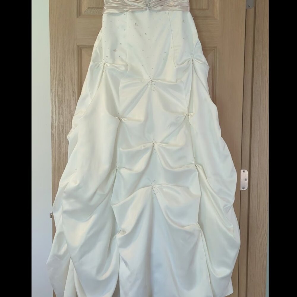Prom/wedding/formal dress